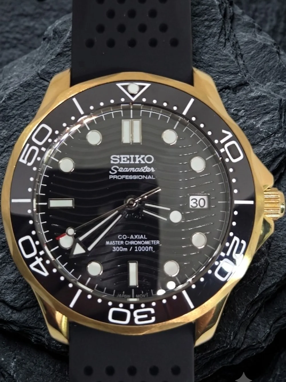 Custom 41mm Automatic Seiko Mod Watch Gold Seamaster with Black Dial NH35